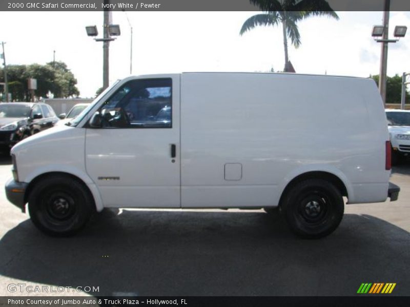 Ivory White / Pewter 2000 GMC Safari Commercial