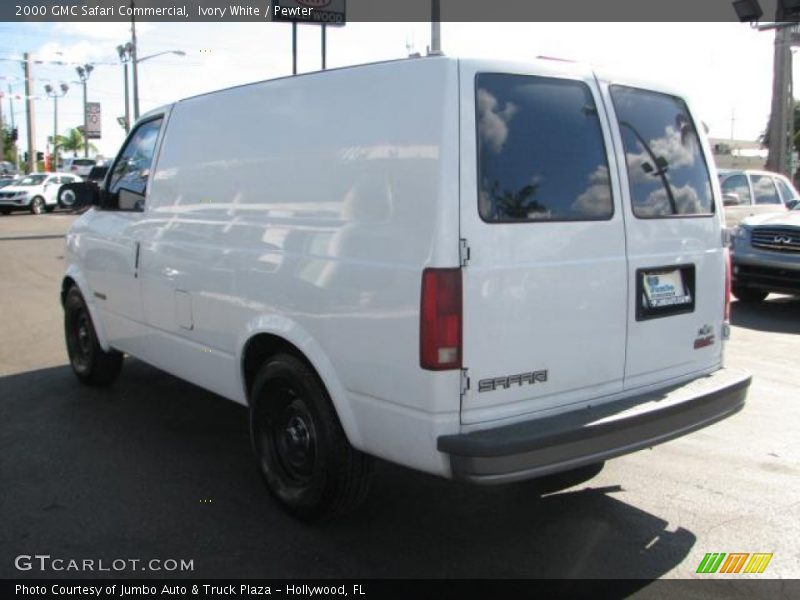 Ivory White / Pewter 2000 GMC Safari Commercial