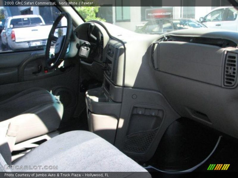 Ivory White / Pewter 2000 GMC Safari Commercial