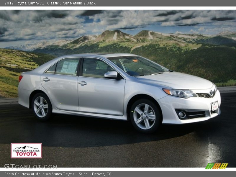 Classic Silver Metallic / Black 2012 Toyota Camry SE