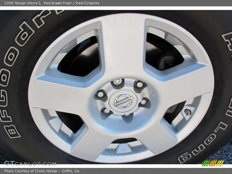 Red Brawn Pearl / Steel/Graphite 2006 Nissan Xterra S