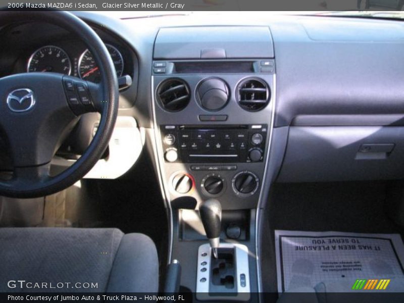 Glacier Silver Metallic / Gray 2006 Mazda MAZDA6 i Sedan