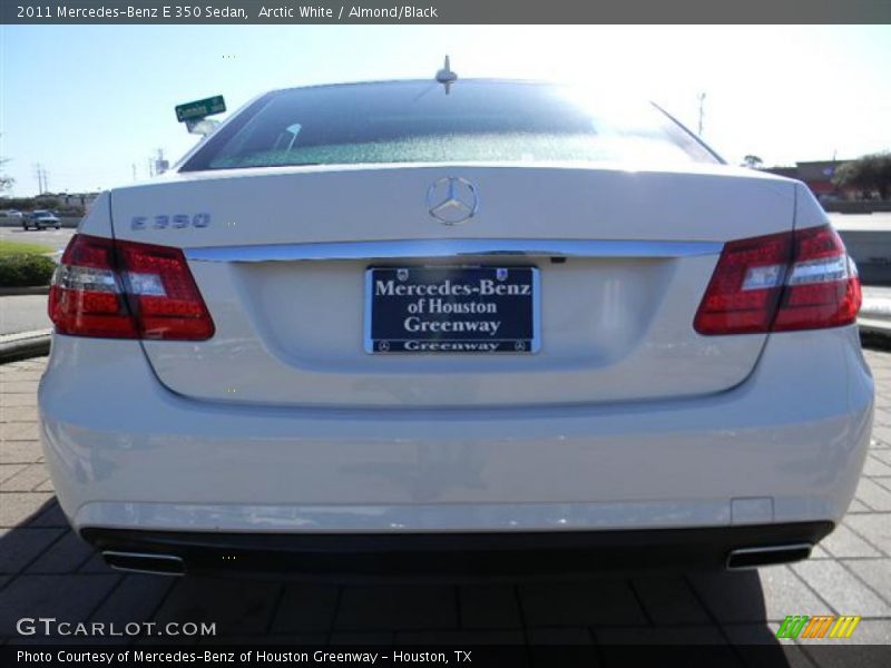 Arctic White / Almond/Black 2011 Mercedes-Benz E 350 Sedan