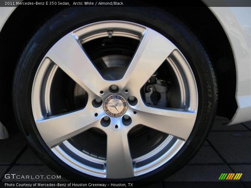 Arctic White / Almond/Black 2011 Mercedes-Benz E 350 Sedan