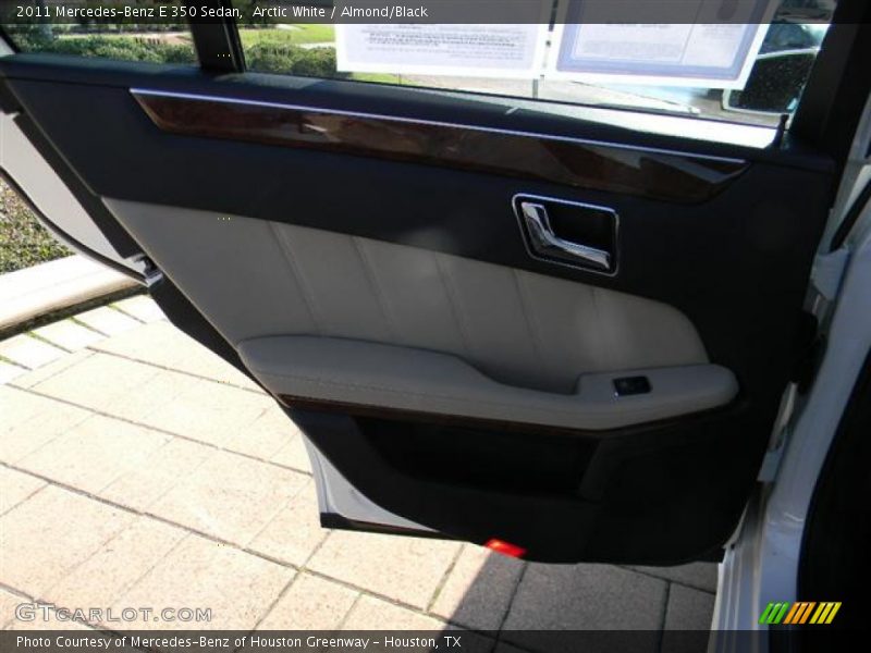 Arctic White / Almond/Black 2011 Mercedes-Benz E 350 Sedan