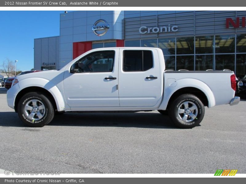 Avalanche White / Graphite 2012 Nissan Frontier SV Crew Cab