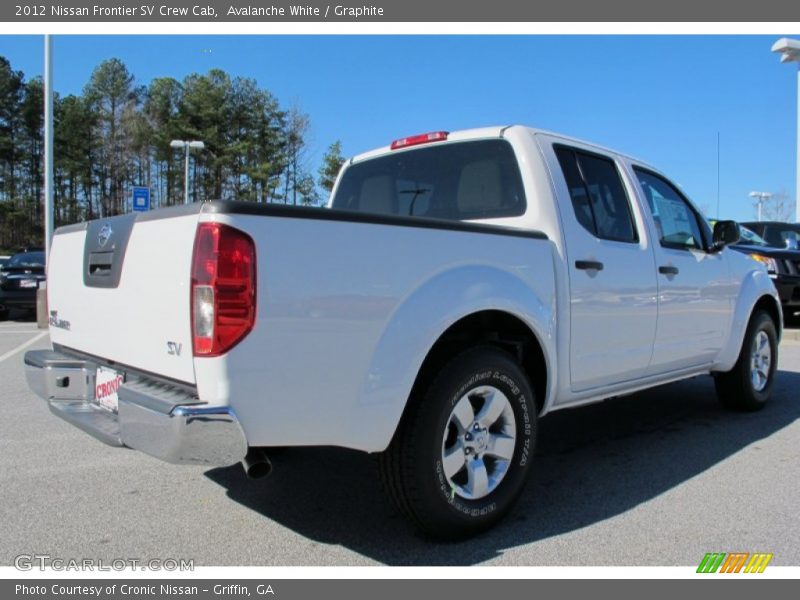 Avalanche White / Graphite 2012 Nissan Frontier SV Crew Cab