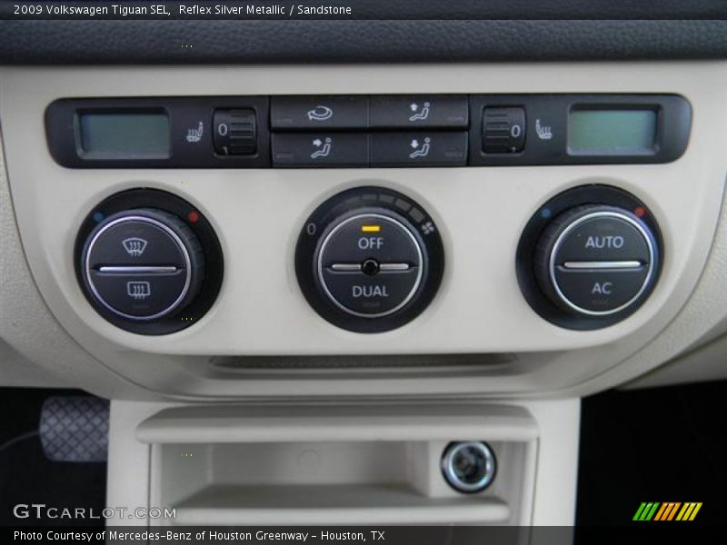 Reflex Silver Metallic / Sandstone 2009 Volkswagen Tiguan SEL