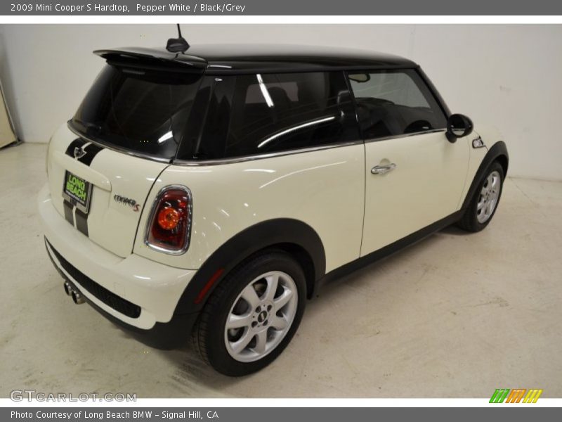 Pepper White / Black/Grey 2009 Mini Cooper S Hardtop