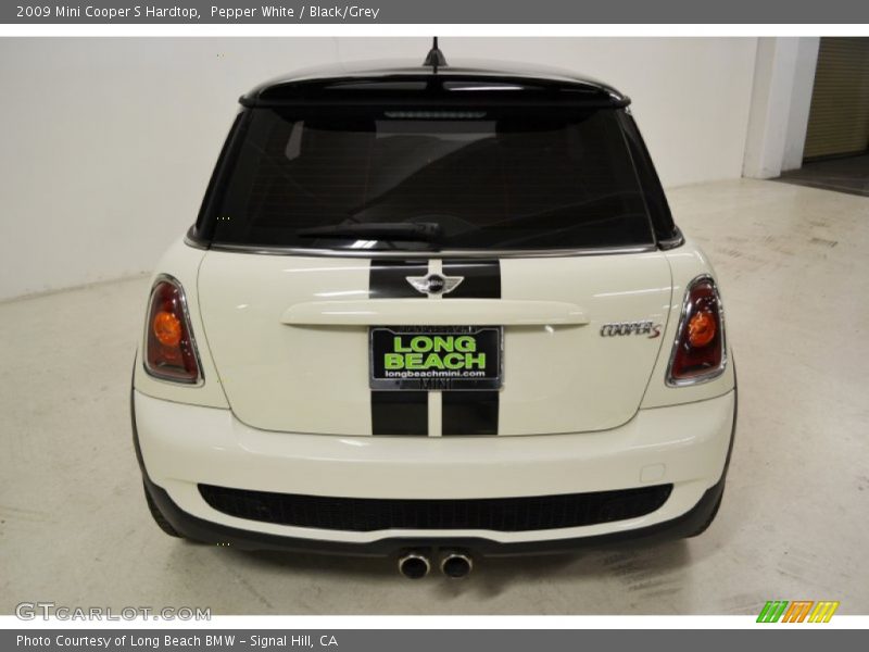Pepper White / Black/Grey 2009 Mini Cooper S Hardtop