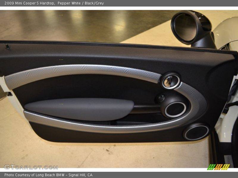 Pepper White / Black/Grey 2009 Mini Cooper S Hardtop