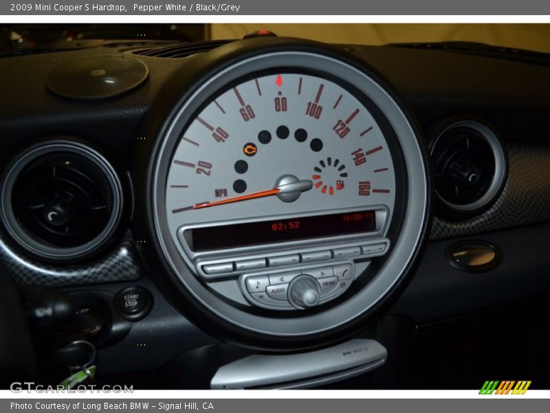 Pepper White / Black/Grey 2009 Mini Cooper S Hardtop