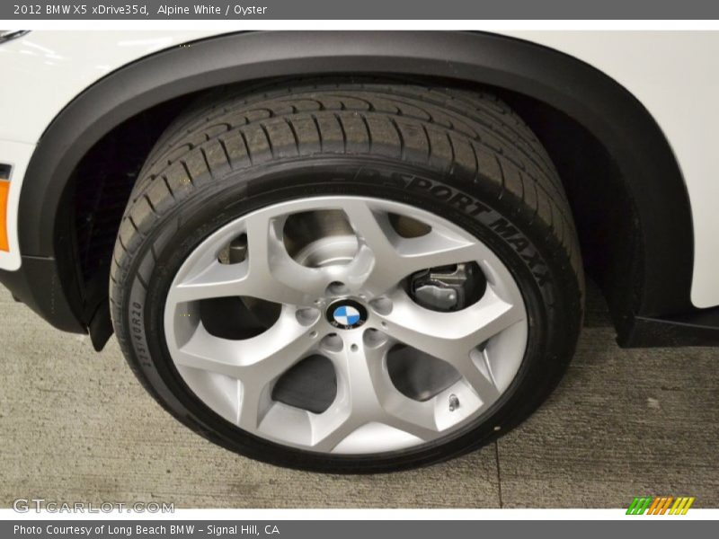 Alpine White / Oyster 2012 BMW X5 xDrive35d