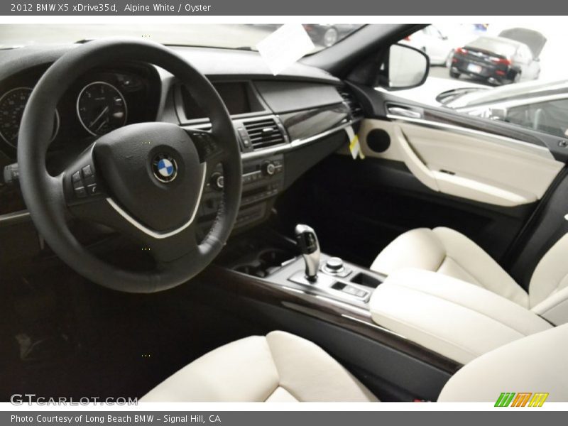 Alpine White / Oyster 2012 BMW X5 xDrive35d