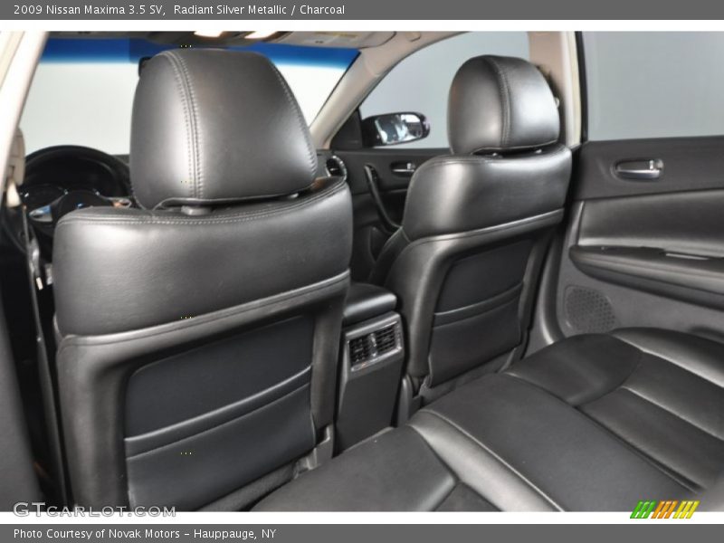 Radiant Silver Metallic / Charcoal 2009 Nissan Maxima 3.5 SV