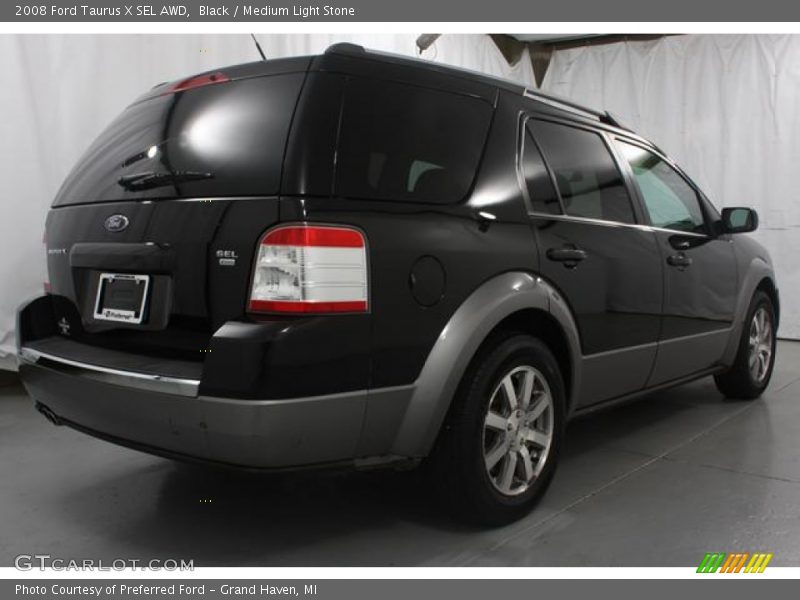 Black / Medium Light Stone 2008 Ford Taurus X SEL AWD