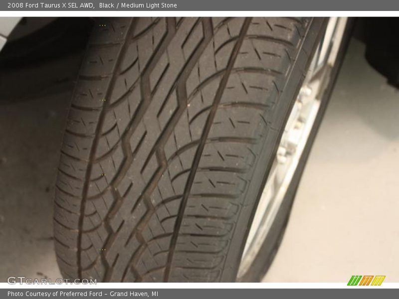Black / Medium Light Stone 2008 Ford Taurus X SEL AWD
