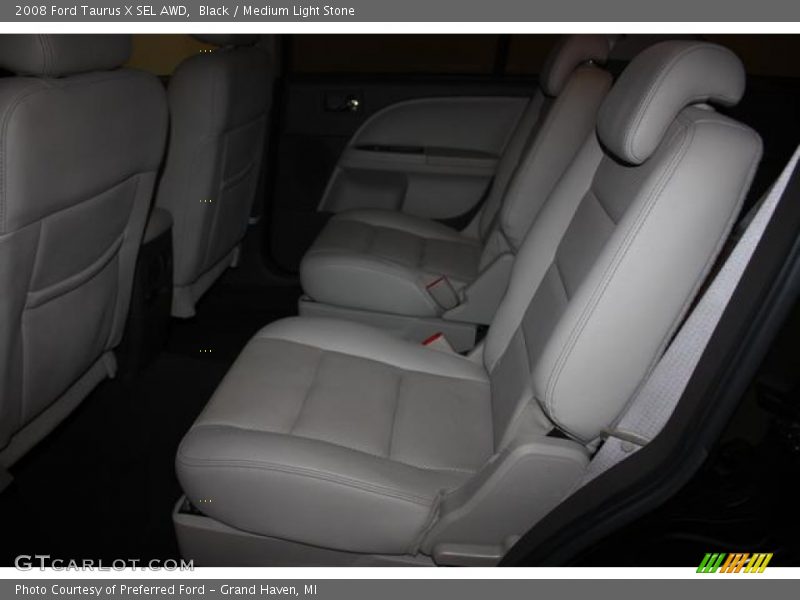Black / Medium Light Stone 2008 Ford Taurus X SEL AWD