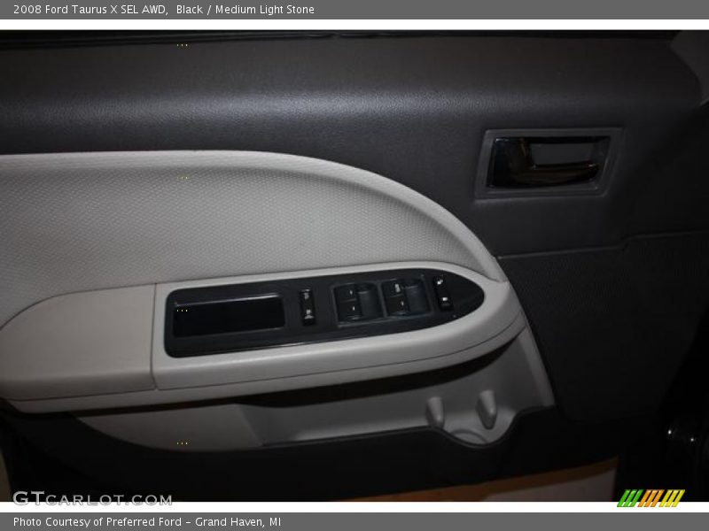 Black / Medium Light Stone 2008 Ford Taurus X SEL AWD