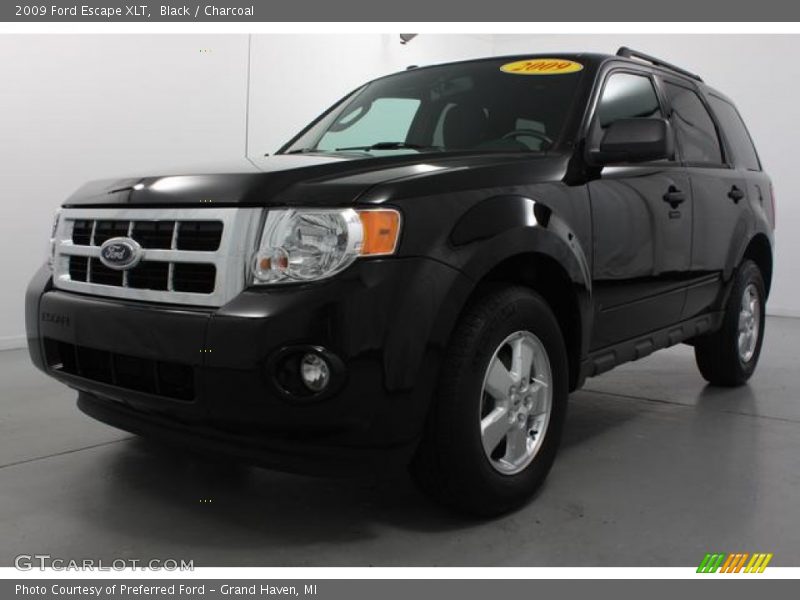 Black / Charcoal 2009 Ford Escape XLT