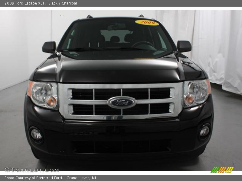 Black / Charcoal 2009 Ford Escape XLT