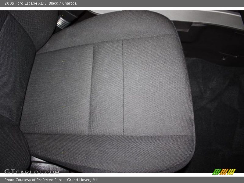Black / Charcoal 2009 Ford Escape XLT