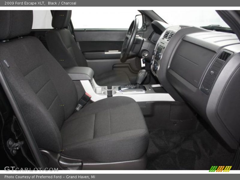 Black / Charcoal 2009 Ford Escape XLT