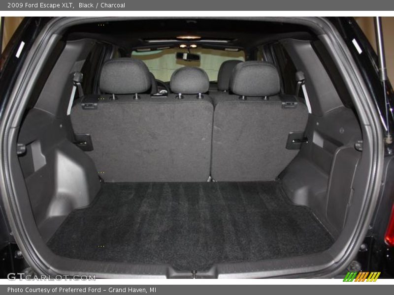 Black / Charcoal 2009 Ford Escape XLT