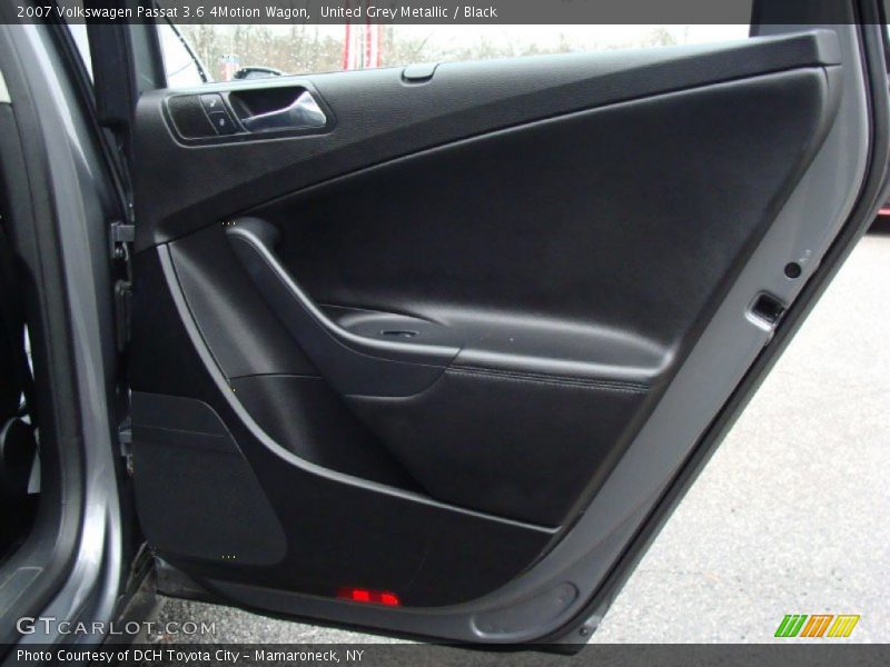 United Grey Metallic / Black 2007 Volkswagen Passat 3.6 4Motion Wagon