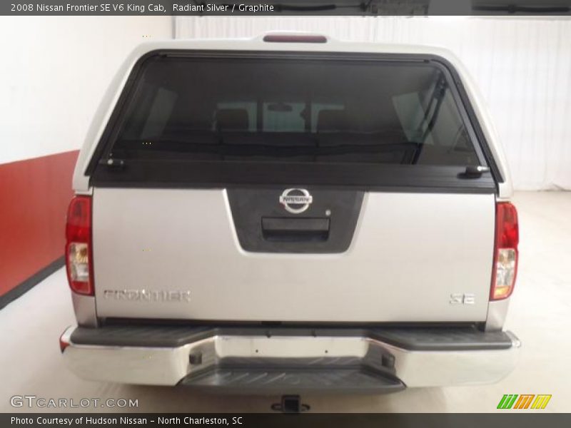 Radiant Silver / Graphite 2008 Nissan Frontier SE V6 King Cab