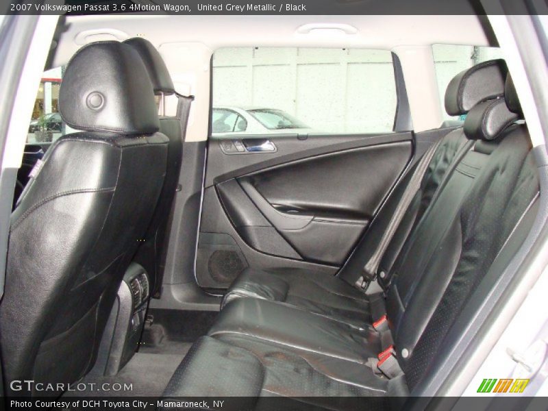 United Grey Metallic / Black 2007 Volkswagen Passat 3.6 4Motion Wagon