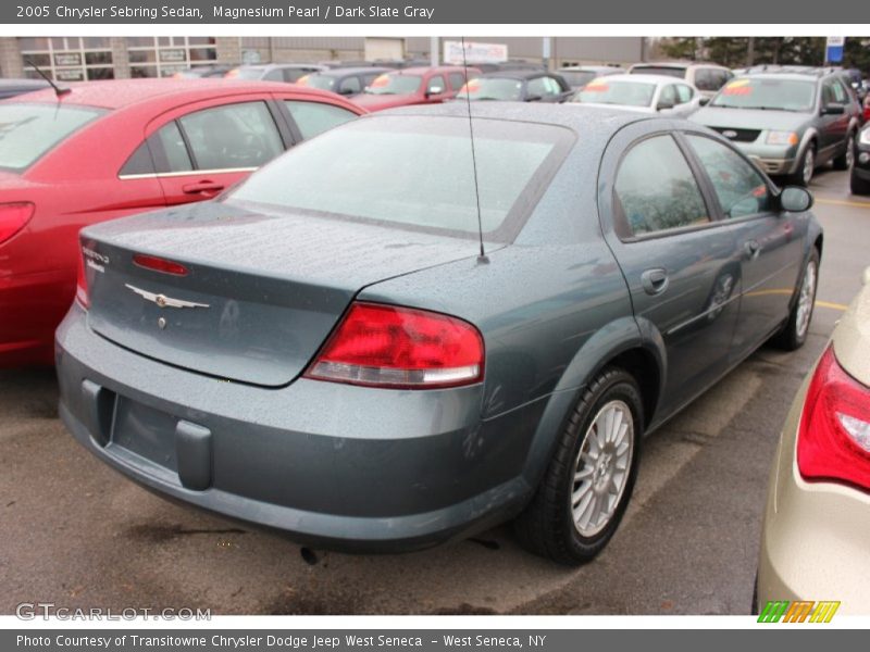  2005 Sebring Sedan Magnesium Pearl