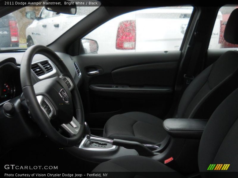 Bright White / Black 2011 Dodge Avenger Mainstreet