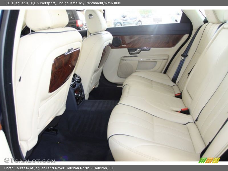  2011 XJ XJL Supersport Parchment/Navy Blue Interior