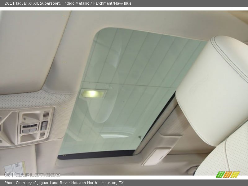 Sunroof of 2011 XJ XJL Supersport