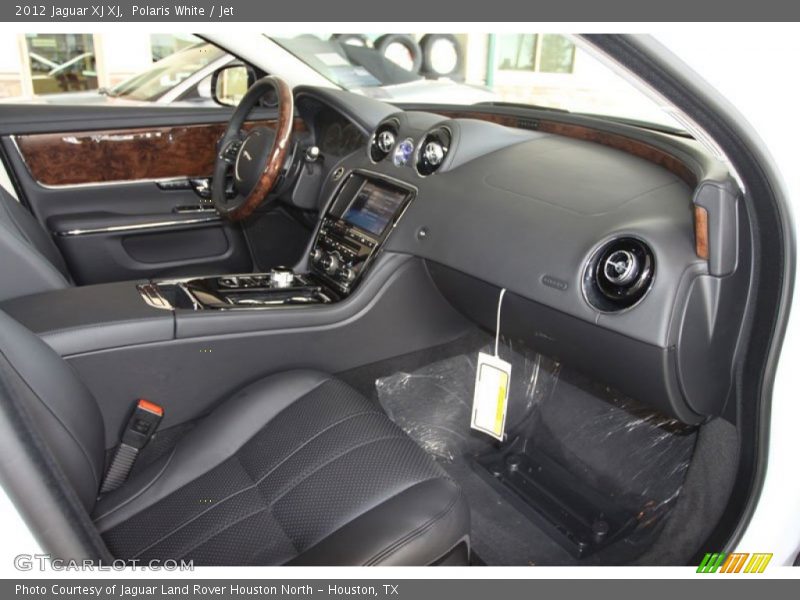 Polaris White / Jet 2012 Jaguar XJ XJ