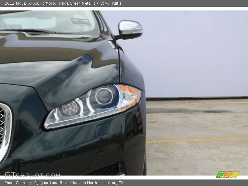 Taiga Green Metallic / Ivory/Truffle 2012 Jaguar XJ XJL Portfolio