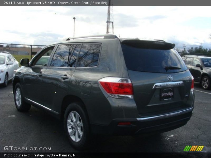 Cypress Green Pearl / Sand Beige 2011 Toyota Highlander V6 4WD