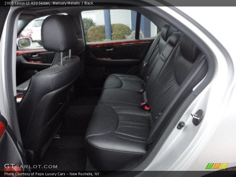 Mercury Metallic / Black 2005 Lexus LS 430 Sedan
