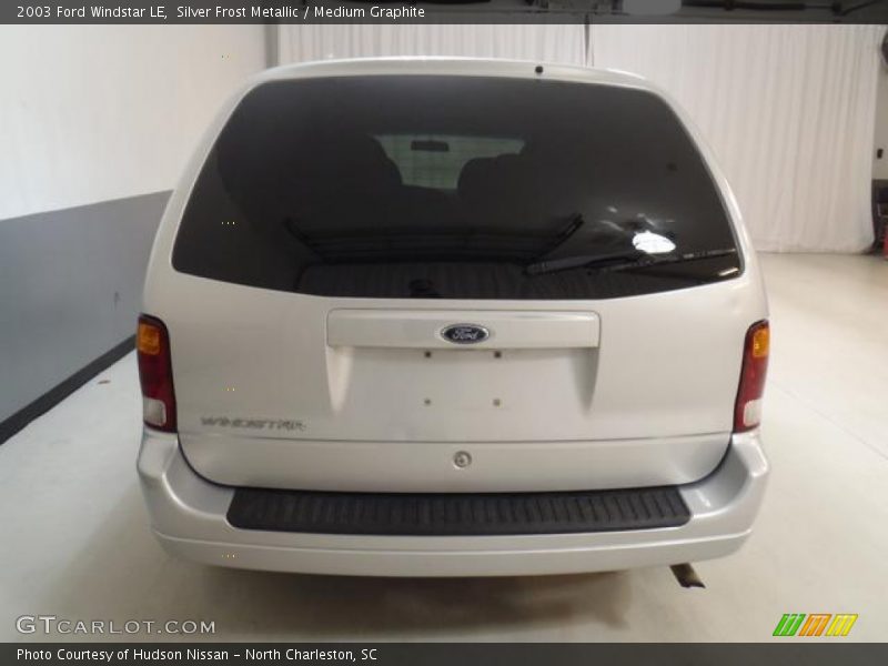 Silver Frost Metallic / Medium Graphite 2003 Ford Windstar LE