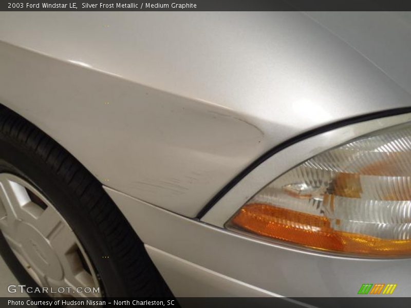 Silver Frost Metallic / Medium Graphite 2003 Ford Windstar LE