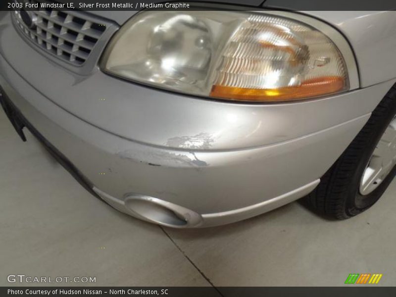 Silver Frost Metallic / Medium Graphite 2003 Ford Windstar LE