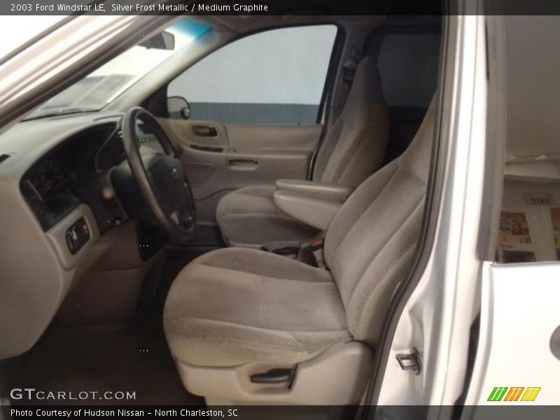 Silver Frost Metallic / Medium Graphite 2003 Ford Windstar LE