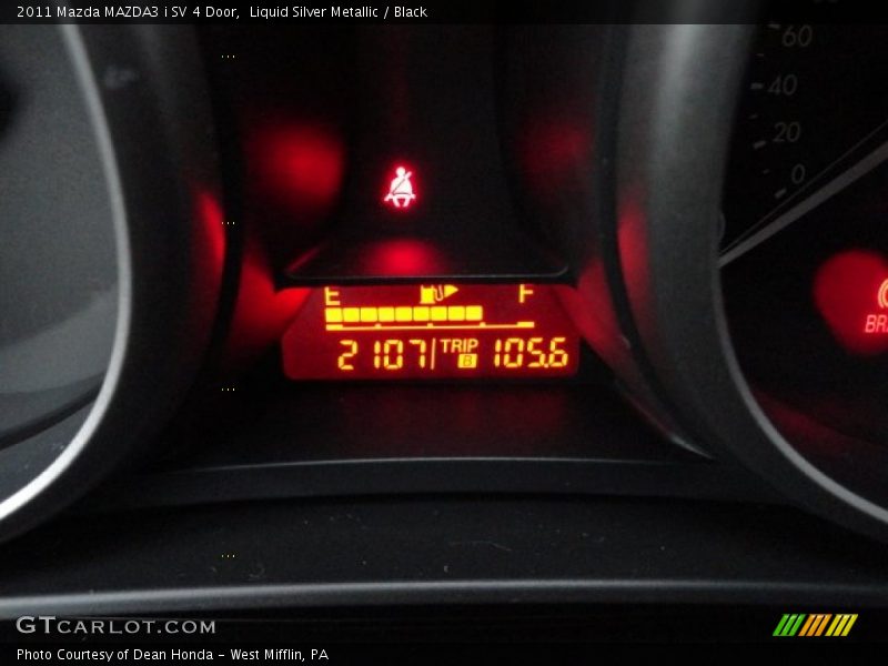 Liquid Silver Metallic / Black 2011 Mazda MAZDA3 i SV 4 Door