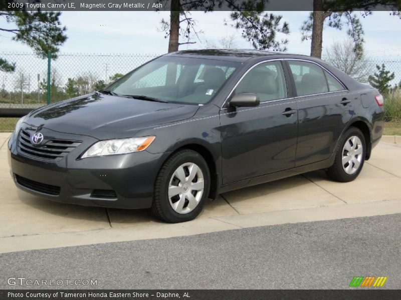 Magnetic Gray Metallic / Ash 2009 Toyota Camry LE