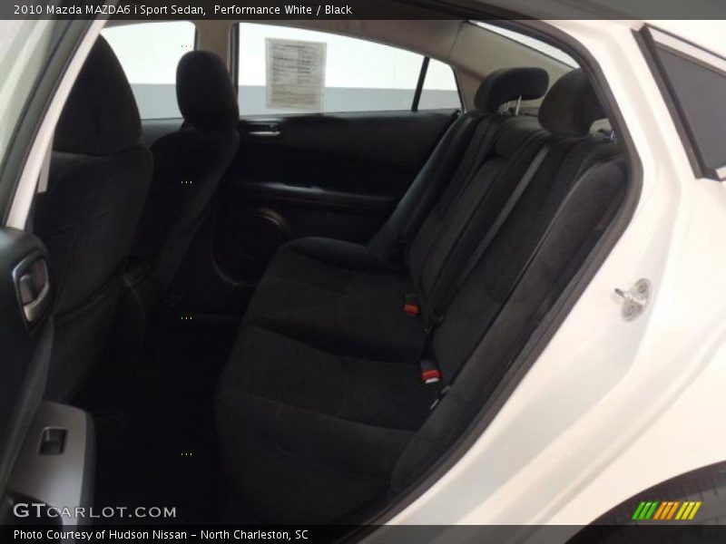 Performance White / Black 2010 Mazda MAZDA6 i Sport Sedan