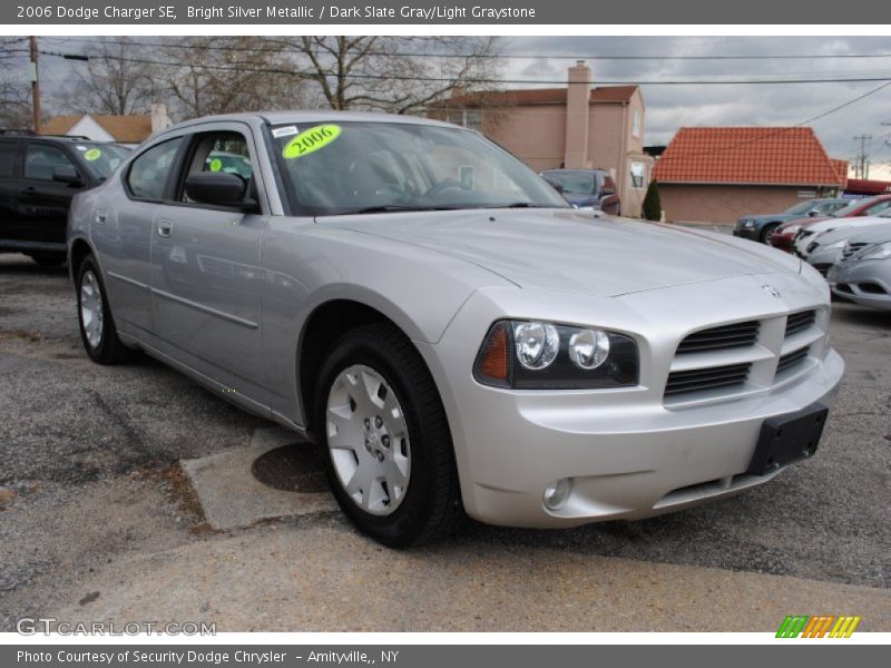Bright Silver Metallic / Dark Slate Gray/Light Graystone 2006 Dodge Charger SE