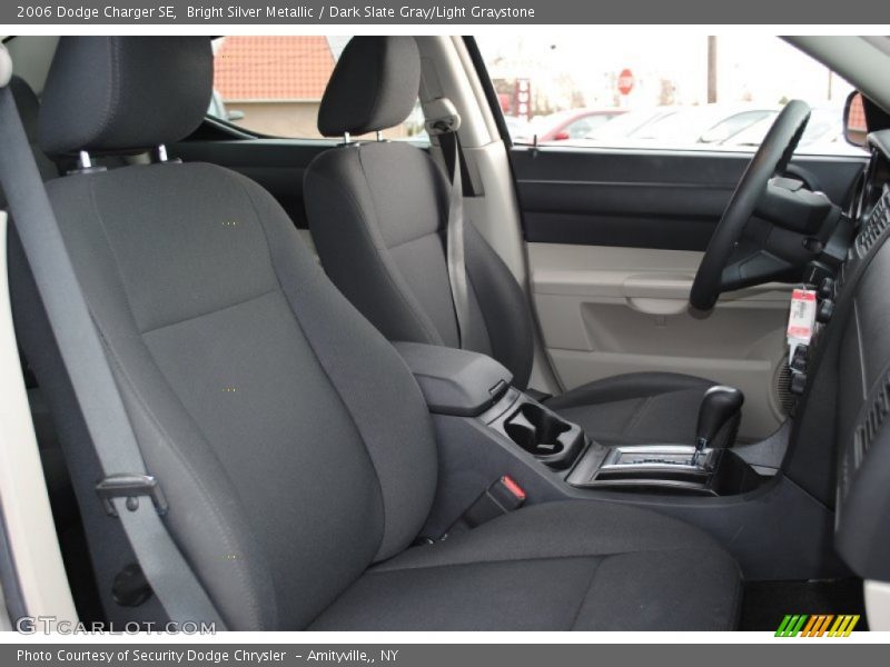 Bright Silver Metallic / Dark Slate Gray/Light Graystone 2006 Dodge Charger SE