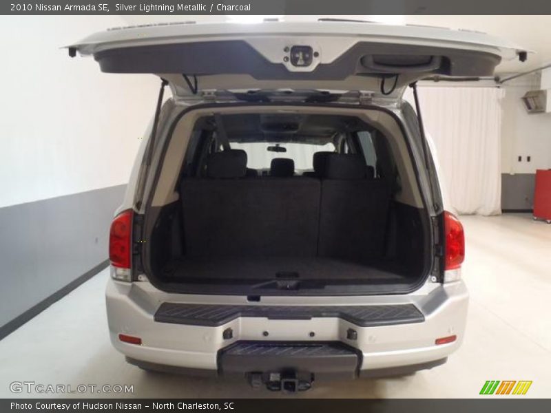Silver Lightning Metallic / Charcoal 2010 Nissan Armada SE