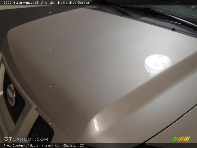 Silver Lightning Metallic / Charcoal 2010 Nissan Armada SE